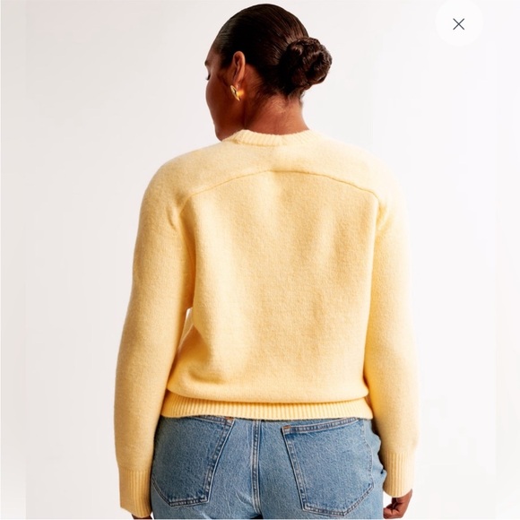 The A&F Madeline Crew Sweater - Light Yellow - Picture 6 of 7